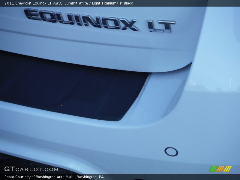 Summit White / Light Titanium/Jet Black 2011 Chevrolet Equinox LT AWD