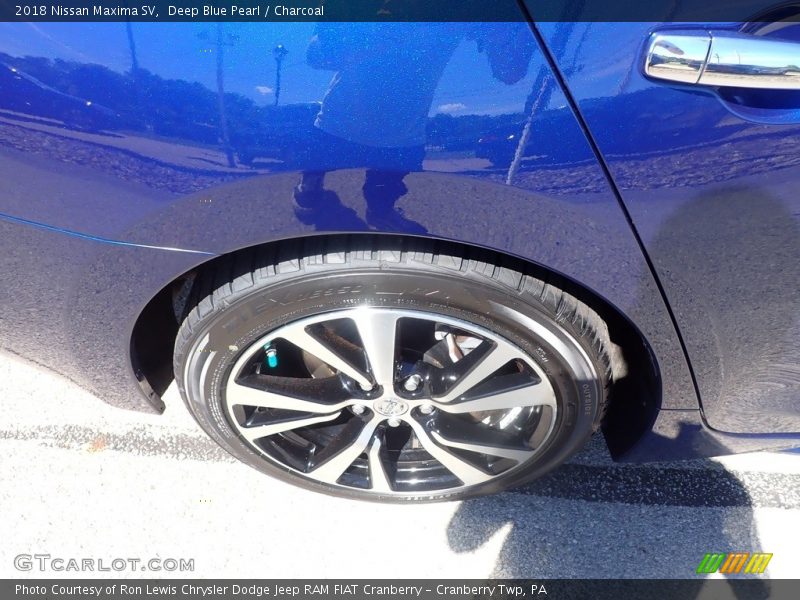 Deep Blue Pearl / Charcoal 2018 Nissan Maxima SV