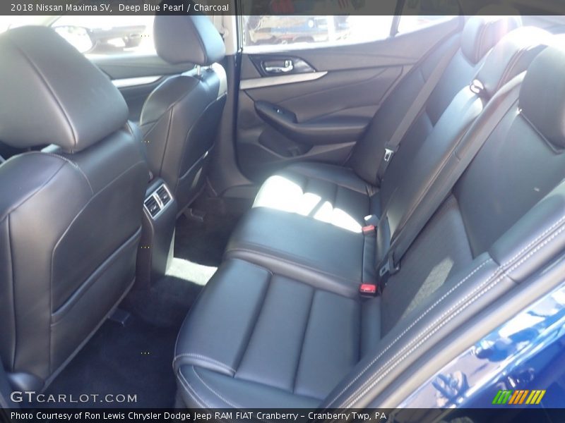 Deep Blue Pearl / Charcoal 2018 Nissan Maxima SV
