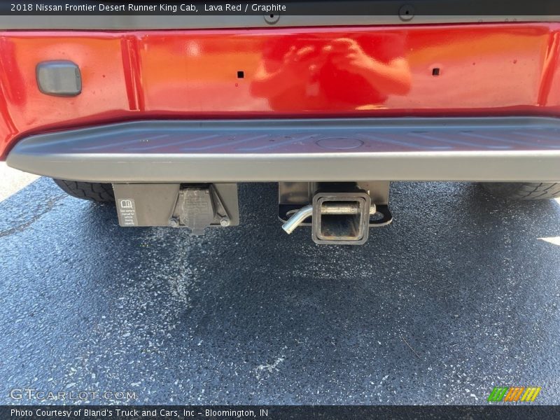 Lava Red / Graphite 2018 Nissan Frontier Desert Runner King Cab