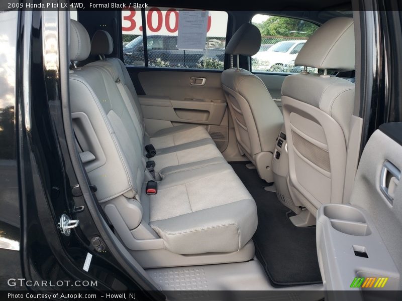 Formal Black / Black 2009 Honda Pilot LX 4WD