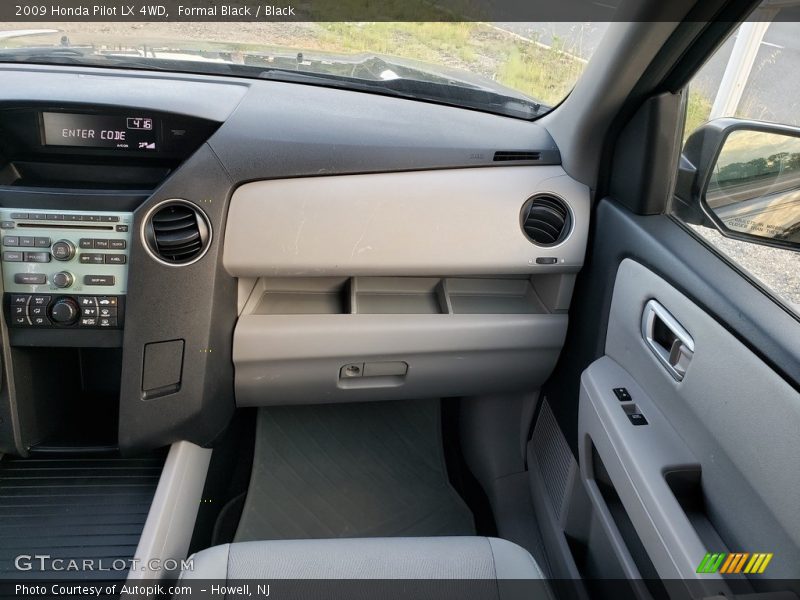 Formal Black / Black 2009 Honda Pilot LX 4WD