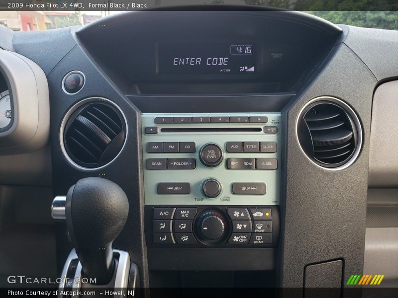 Formal Black / Black 2009 Honda Pilot LX 4WD