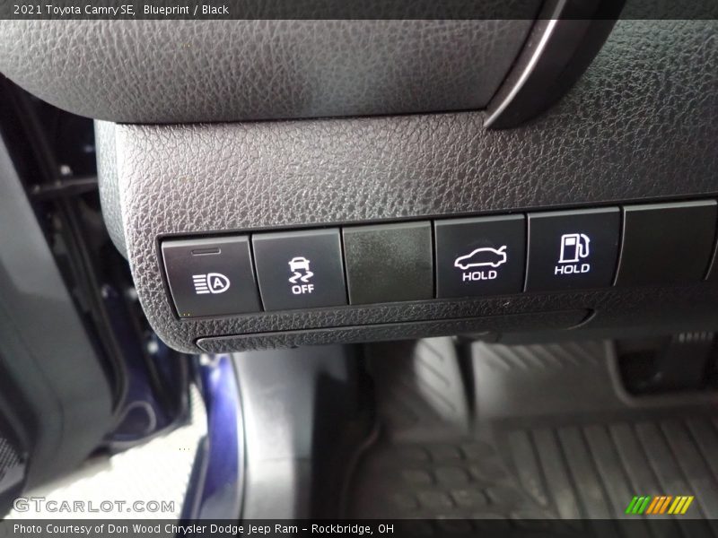 Blueprint / Black 2021 Toyota Camry SE