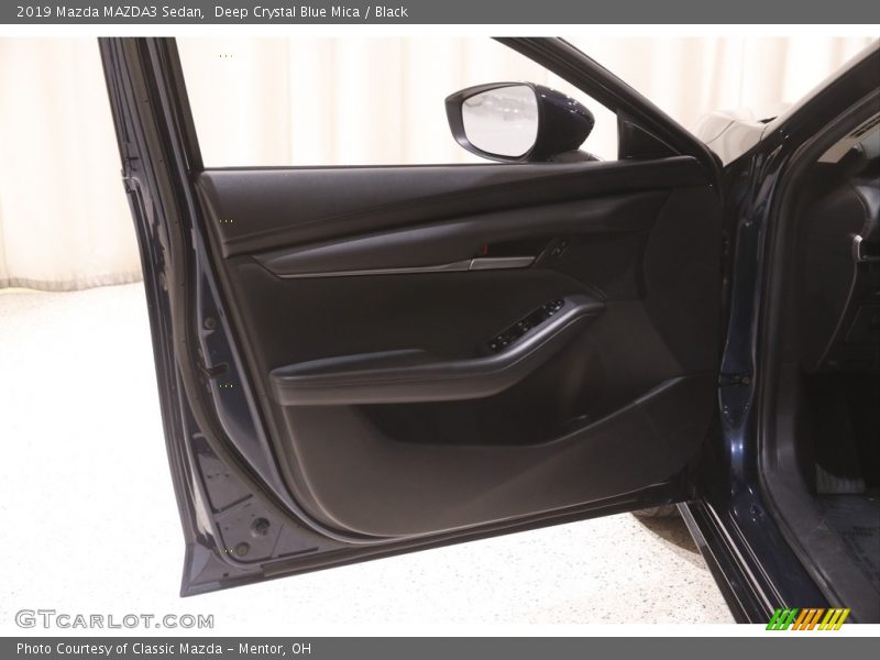 Door Panel of 2019 MAZDA3 Sedan