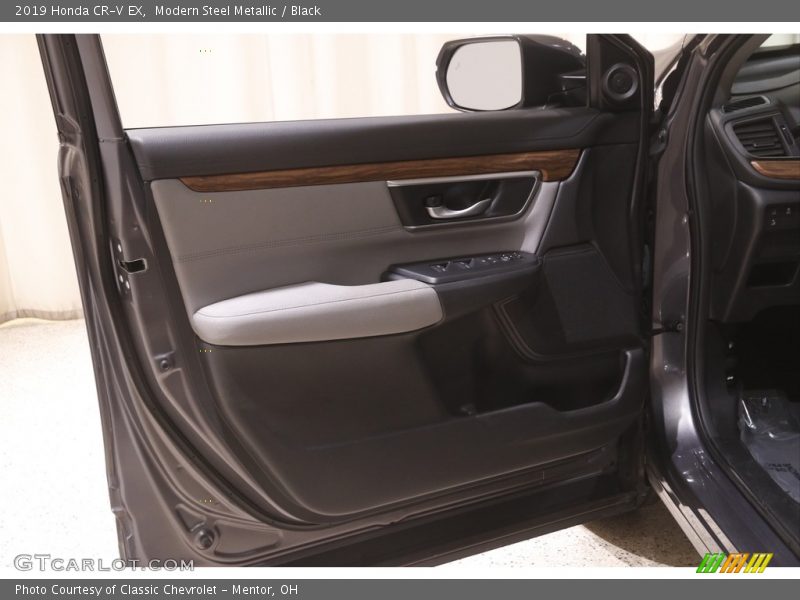 Modern Steel Metallic / Black 2019 Honda CR-V EX