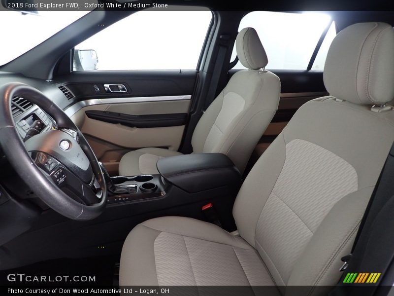 Oxford White / Medium Stone 2018 Ford Explorer FWD