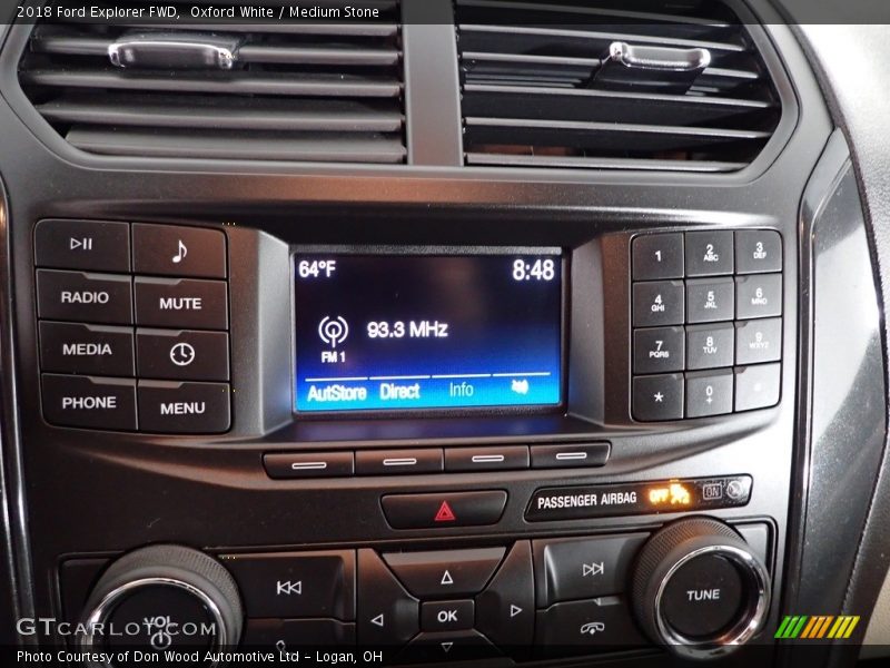 Oxford White / Medium Stone 2018 Ford Explorer FWD