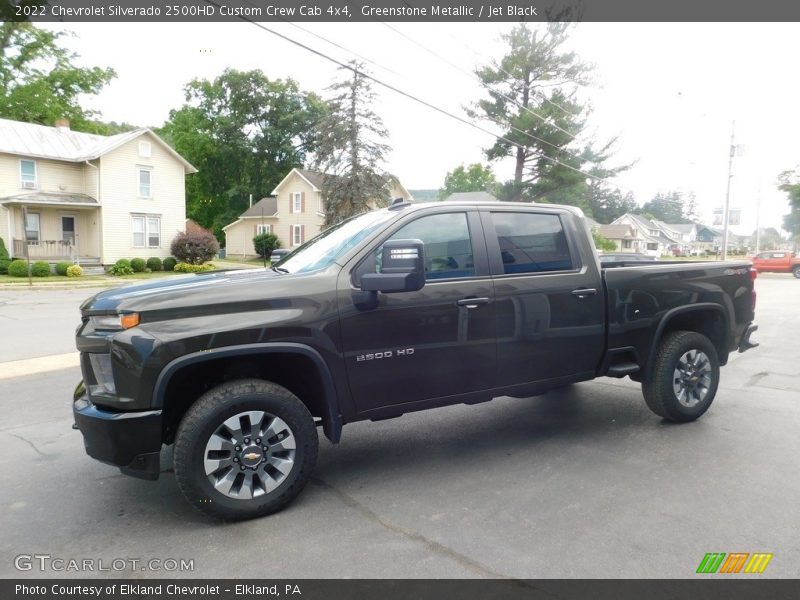 Front 3/4 View of 2022 Silverado 2500HD Custom Crew Cab 4x4
