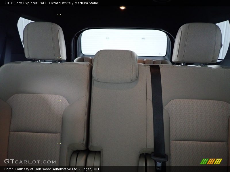 Oxford White / Medium Stone 2018 Ford Explorer FWD