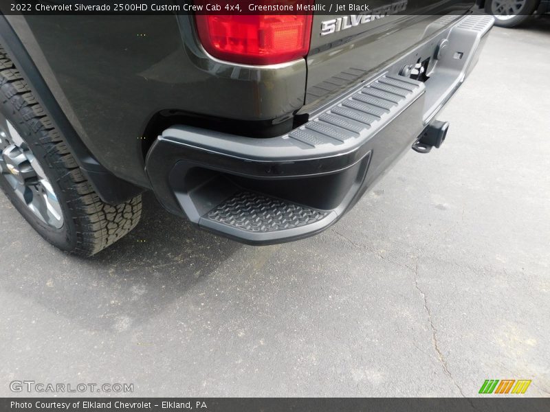 Greenstone Metallic / Jet Black 2022 Chevrolet Silverado 2500HD Custom Crew Cab 4x4