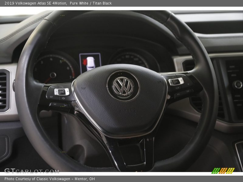Pure White / Titan Black 2019 Volkswagen Atlas SE 4Motion