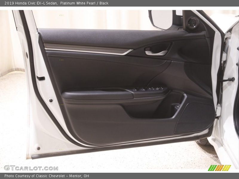 Platinum White Pearl / Black 2019 Honda Civic EX-L Sedan