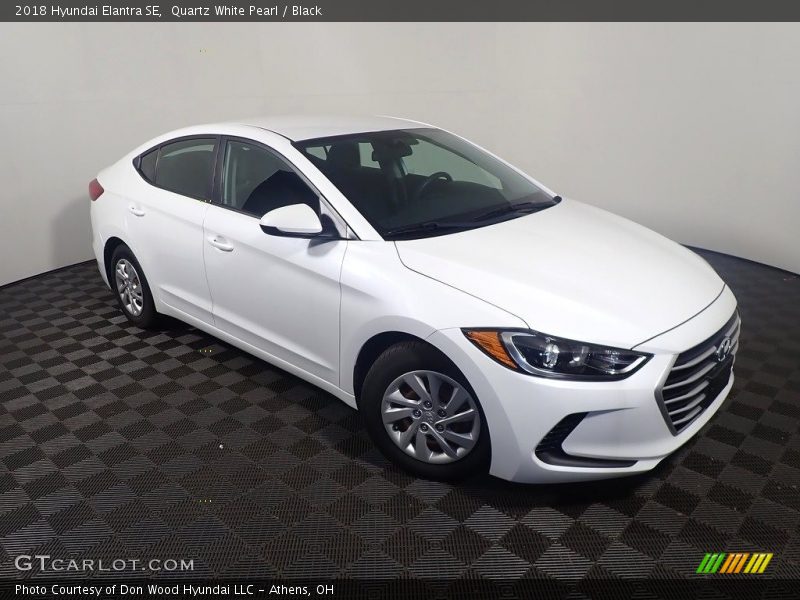 Quartz White Pearl / Black 2018 Hyundai Elantra SE