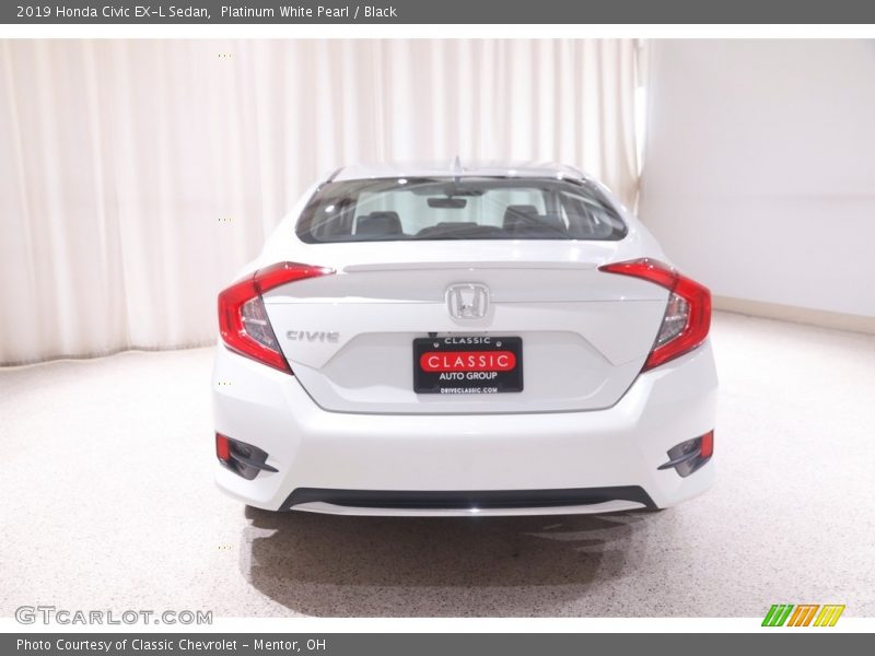 Platinum White Pearl / Black 2019 Honda Civic EX-L Sedan