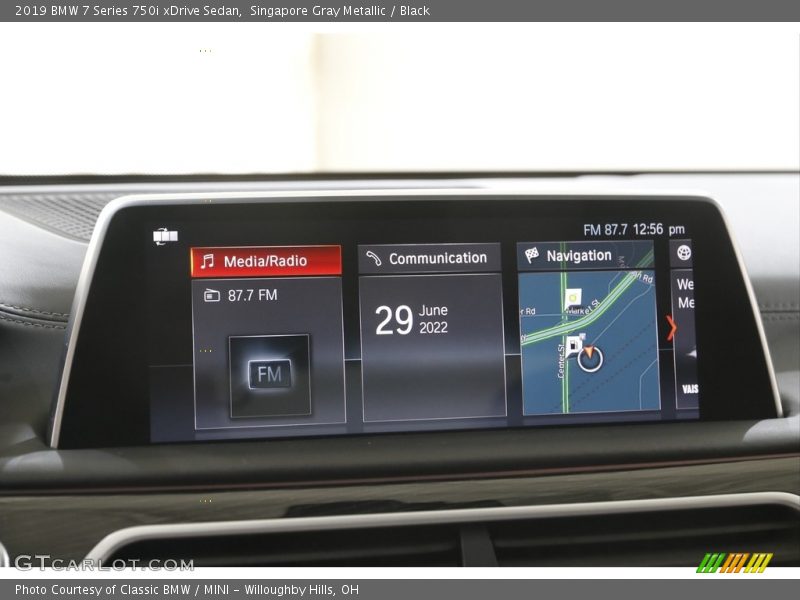 Singapore Gray Metallic / Black 2019 BMW 7 Series 750i xDrive Sedan