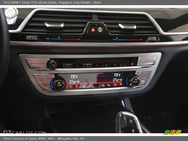 Singapore Gray Metallic / Black 2019 BMW 7 Series 750i xDrive Sedan