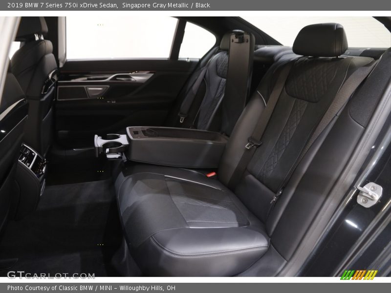 Singapore Gray Metallic / Black 2019 BMW 7 Series 750i xDrive Sedan