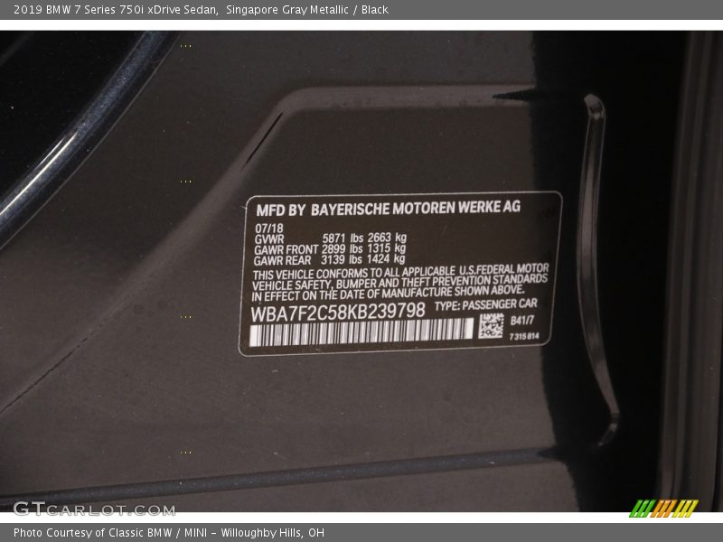 Singapore Gray Metallic / Black 2019 BMW 7 Series 750i xDrive Sedan