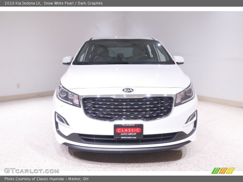 Snow White Pearl / Dark Graphite 2019 Kia Sedona LX