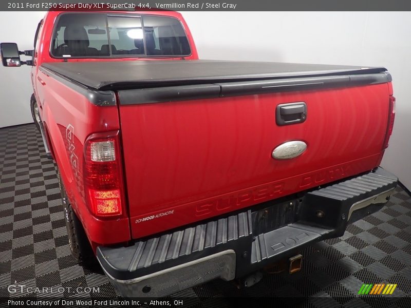 Vermillion Red / Steel Gray 2011 Ford F250 Super Duty XLT SuperCab 4x4