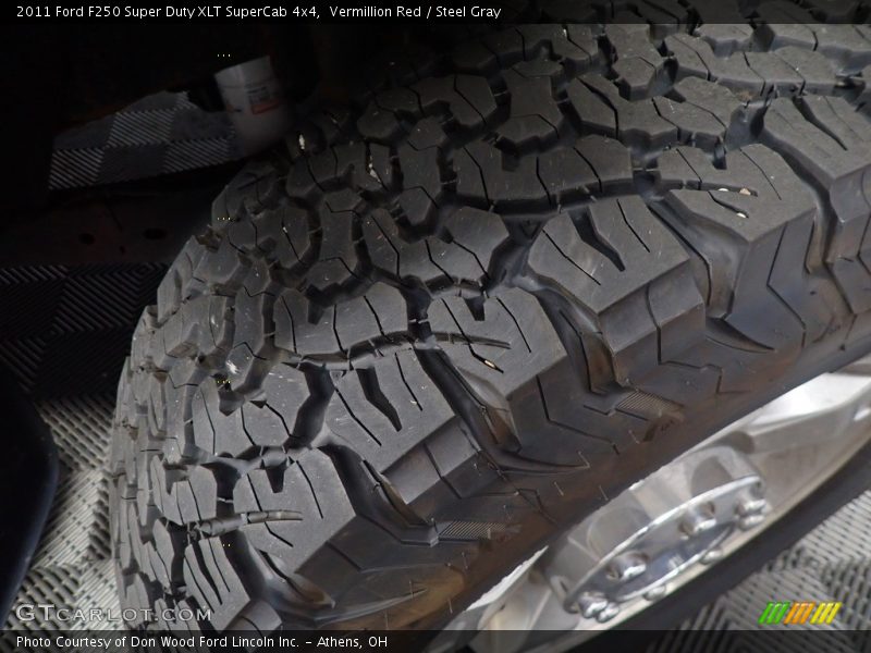 Vermillion Red / Steel Gray 2011 Ford F250 Super Duty XLT SuperCab 4x4
