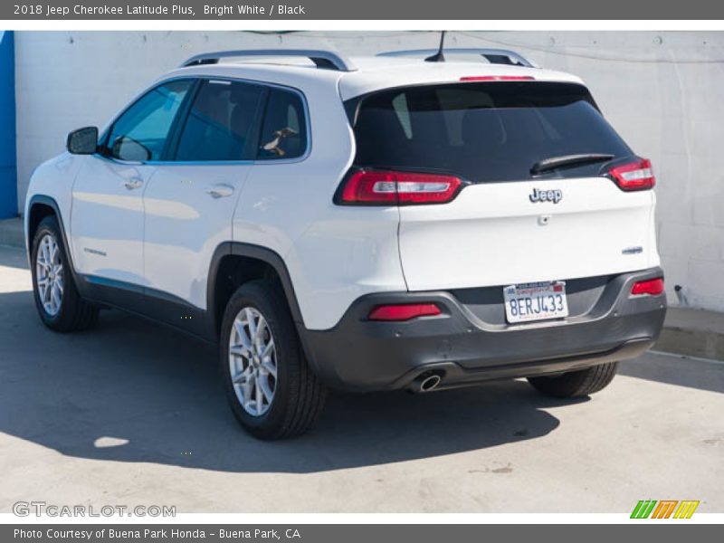 Bright White / Black 2018 Jeep Cherokee Latitude Plus