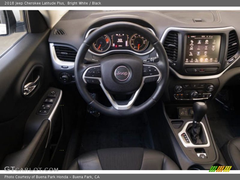 Bright White / Black 2018 Jeep Cherokee Latitude Plus