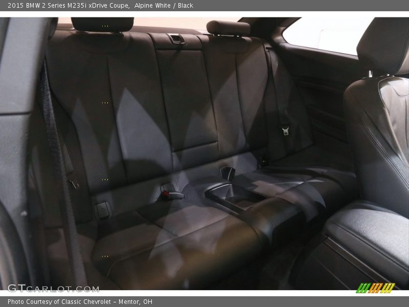 Alpine White / Black 2015 BMW 2 Series M235i xDrive Coupe