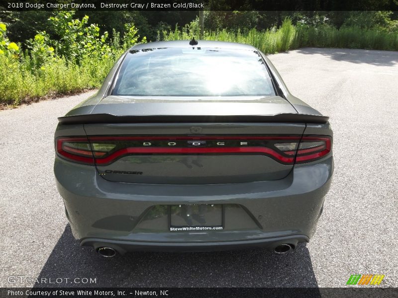 Destroyer Gray / Brazen Gold/Black 2018 Dodge Charger Daytona