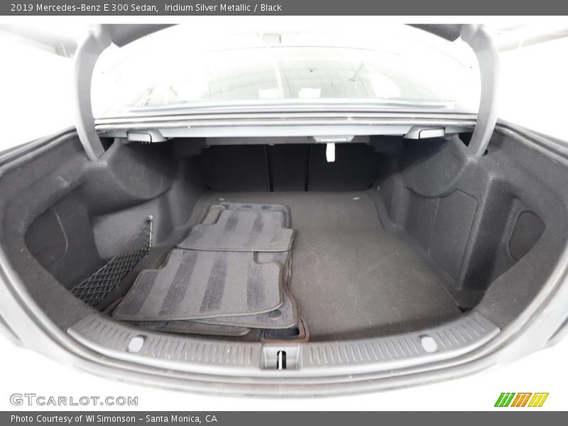 Iridium Silver Metallic / Black 2019 Mercedes-Benz E 300 Sedan