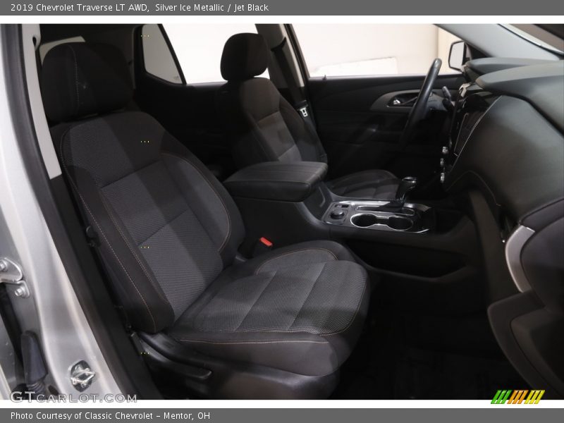 Silver Ice Metallic / Jet Black 2019 Chevrolet Traverse LT AWD