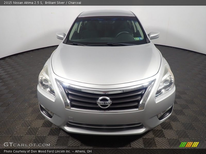 Brilliant Silver / Charcoal 2015 Nissan Altima 2.5 S