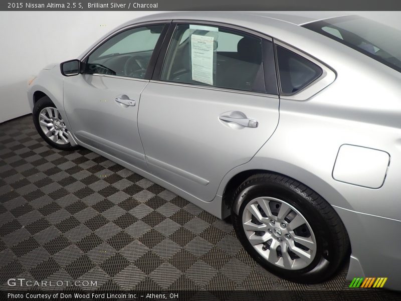 Brilliant Silver / Charcoal 2015 Nissan Altima 2.5 S