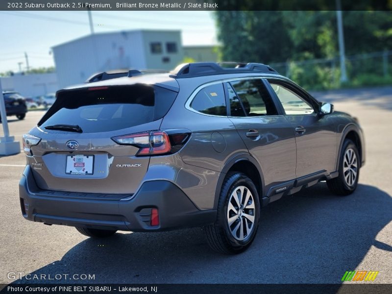 Brilliant Bronze Metallic / Slate Black 2022 Subaru Outback 2.5i Premium