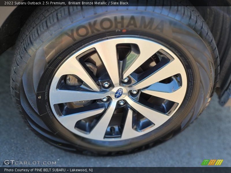 Brilliant Bronze Metallic / Slate Black 2022 Subaru Outback 2.5i Premium