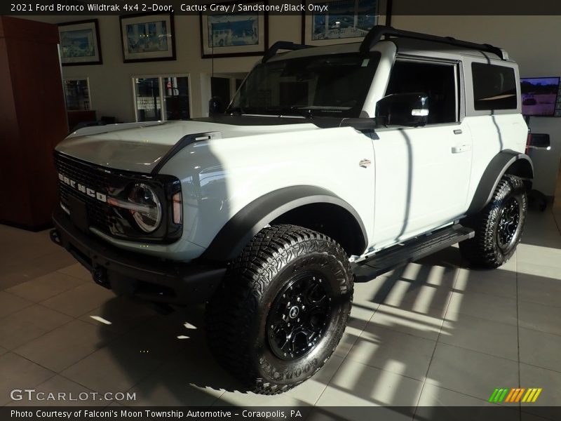 Front 3/4 View of 2021 Bronco Wildtrak 4x4 2-Door