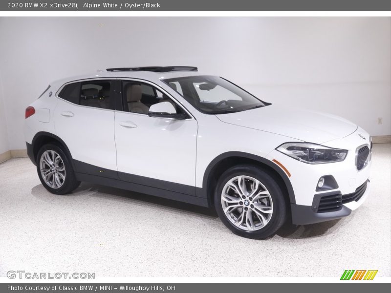 Alpine White / Oyster/Black 2020 BMW X2 xDrive28i