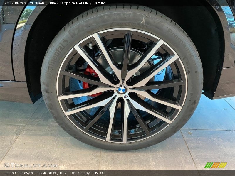 Black Sapphire Metallic / Tartufo 2022 BMW X5 xDrive40i
