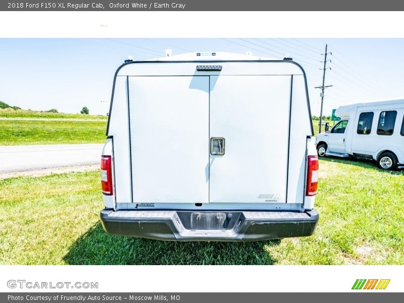 Oxford White / Earth Gray 2018 Ford F150 XL Regular Cab