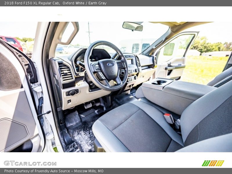 Oxford White / Earth Gray 2018 Ford F150 XL Regular Cab