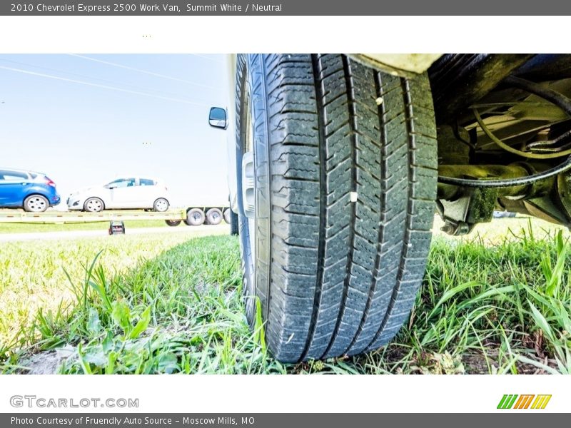 Summit White / Neutral 2010 Chevrolet Express 2500 Work Van