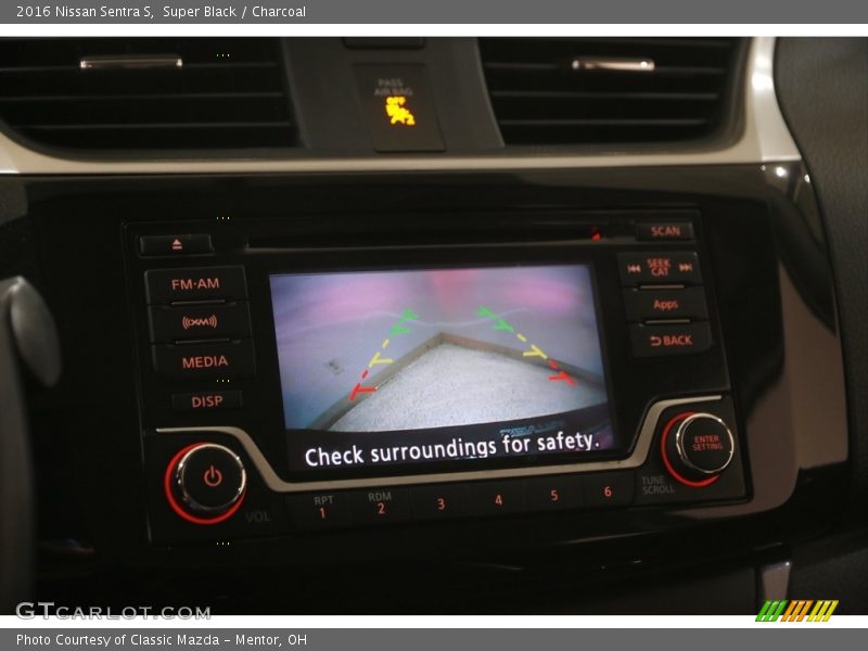 Super Black / Charcoal 2016 Nissan Sentra S