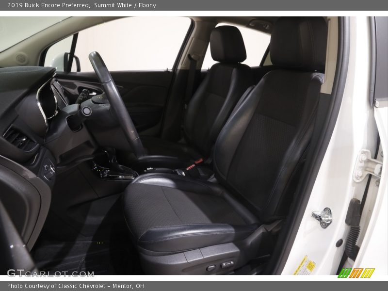 Summit White / Ebony 2019 Buick Encore Preferred