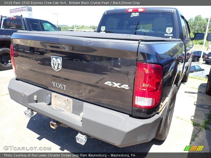 Brilliant Black Crystal Pearl / Black/Diesel Gray 2018 Ram 1500 Express Crew Cab 4x4