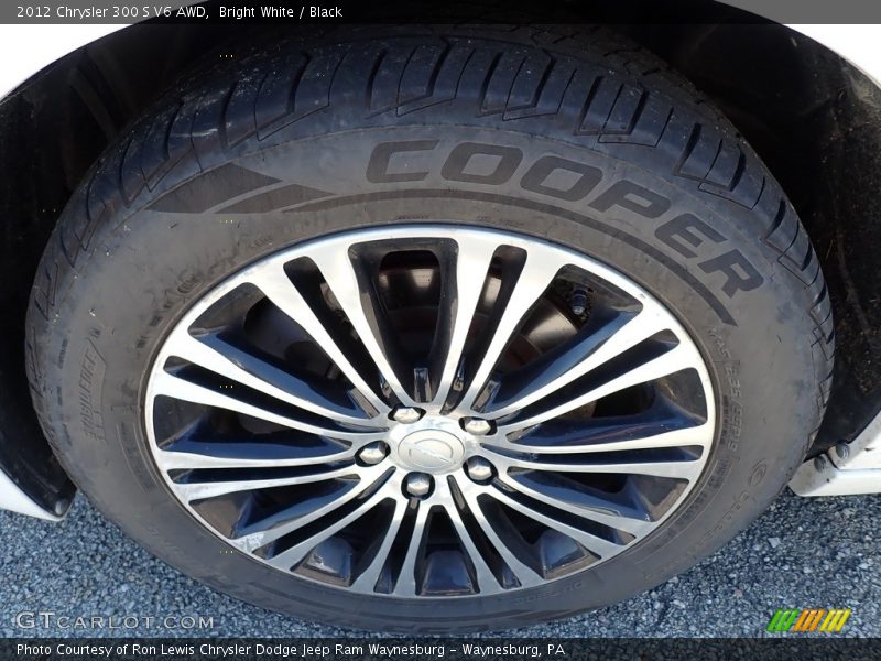  2012 300 S V6 AWD Wheel