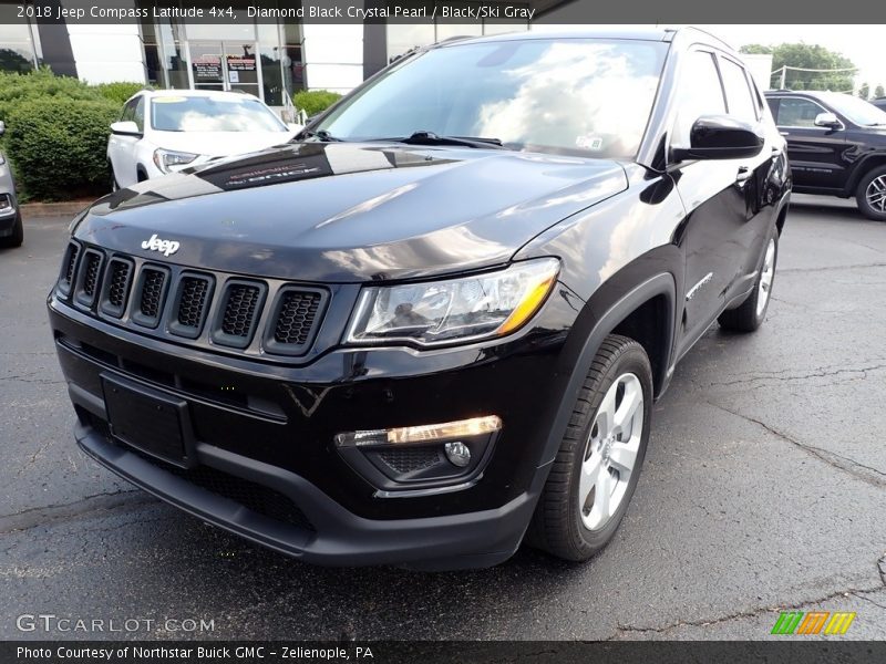 Diamond Black Crystal Pearl / Black/Ski Gray 2018 Jeep Compass Latitude 4x4