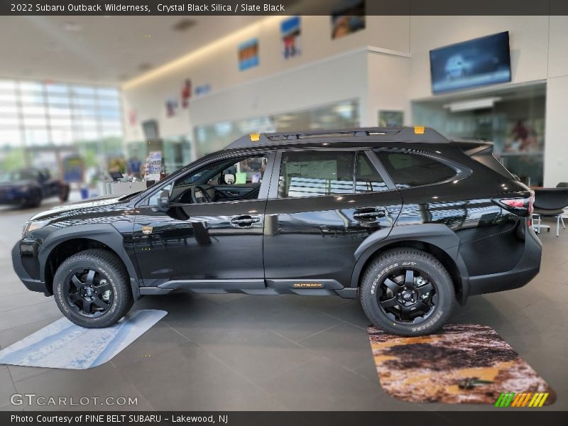 Crystal Black Silica / Slate Black 2022 Subaru Outback Wilderness