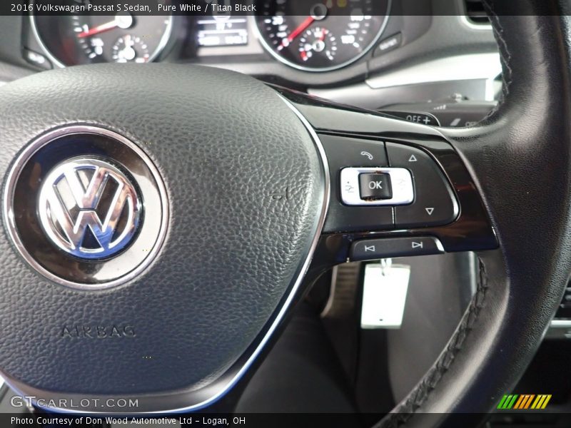 Pure White / Titan Black 2016 Volkswagen Passat S Sedan