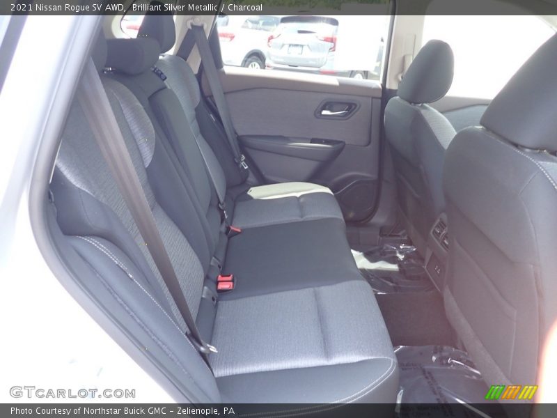 Brilliant Silver Metallic / Charcoal 2021 Nissan Rogue SV AWD